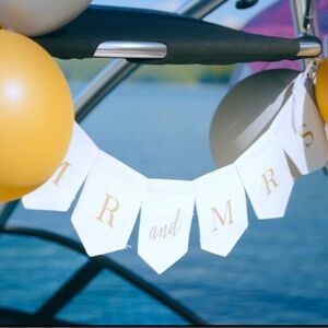 Mr and Mrs wedding decor banner